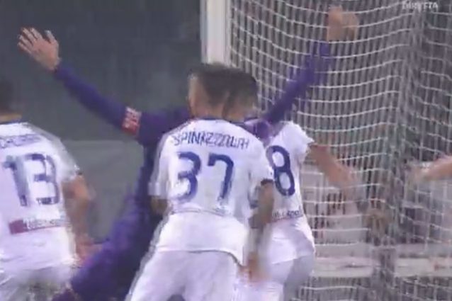 Astori reclama un calcio di rigore