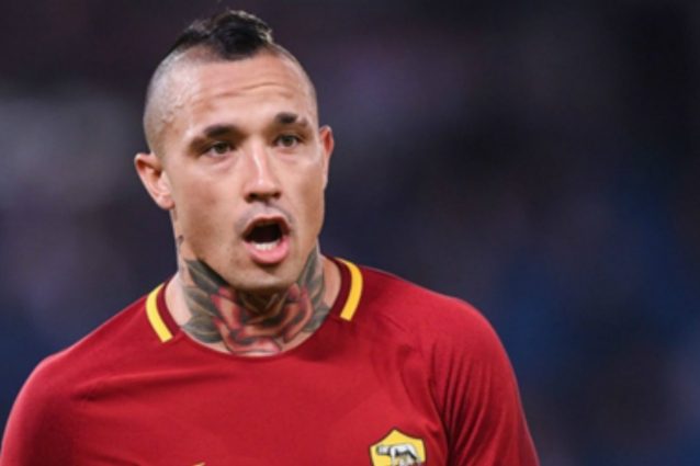 Il Capodanno di Nainggolan alcol fumo e bestemmie. Poi sui social si arrabbia “Fatevi una vita”
