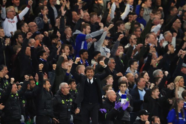 Chelsea, i tifosi con Conte: Chelsea, i tifosi con Conte: