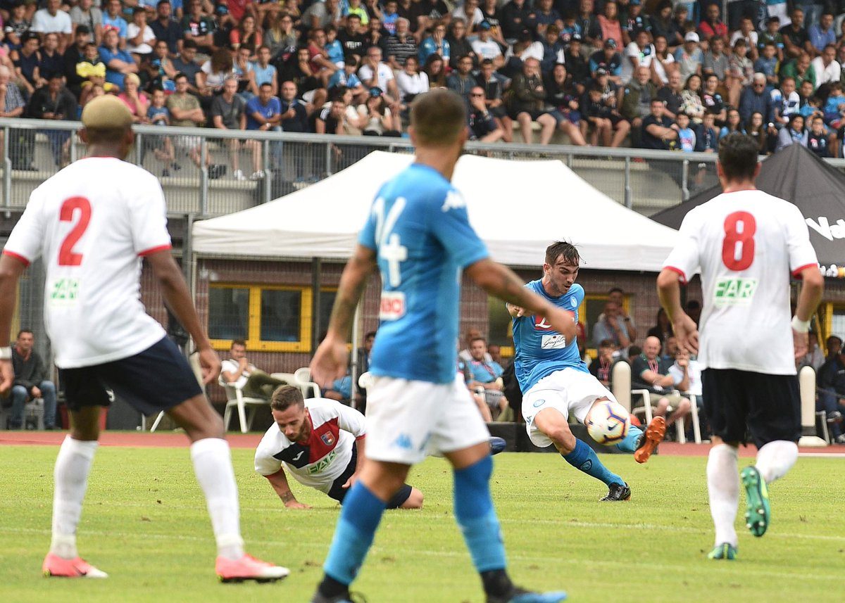 https://static.fanpage.it/wp-content/uploads/sites/9/2018/07/fabian-ruiz-napoli-gozzano-4-0.jpg