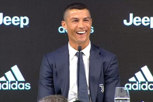https://static.fanpage.it/wp-content/uploads/sites/9/2018/07/ronaldo-sorriso-638x425.jpg