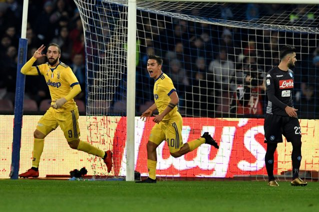 Serie A - Napoli, super rimonta al Milan: al San Paolo è 3-2 Serie A - Napoli, super rimonta al Milan: al San Paolo è 3-2