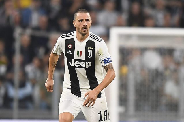 completo calcio juventus vesti completo calcio juventus vesti