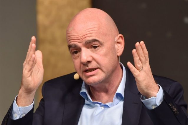Gianni Infantino: “La Fifa è pronta a discutere una nuova regola del fuorigioco”