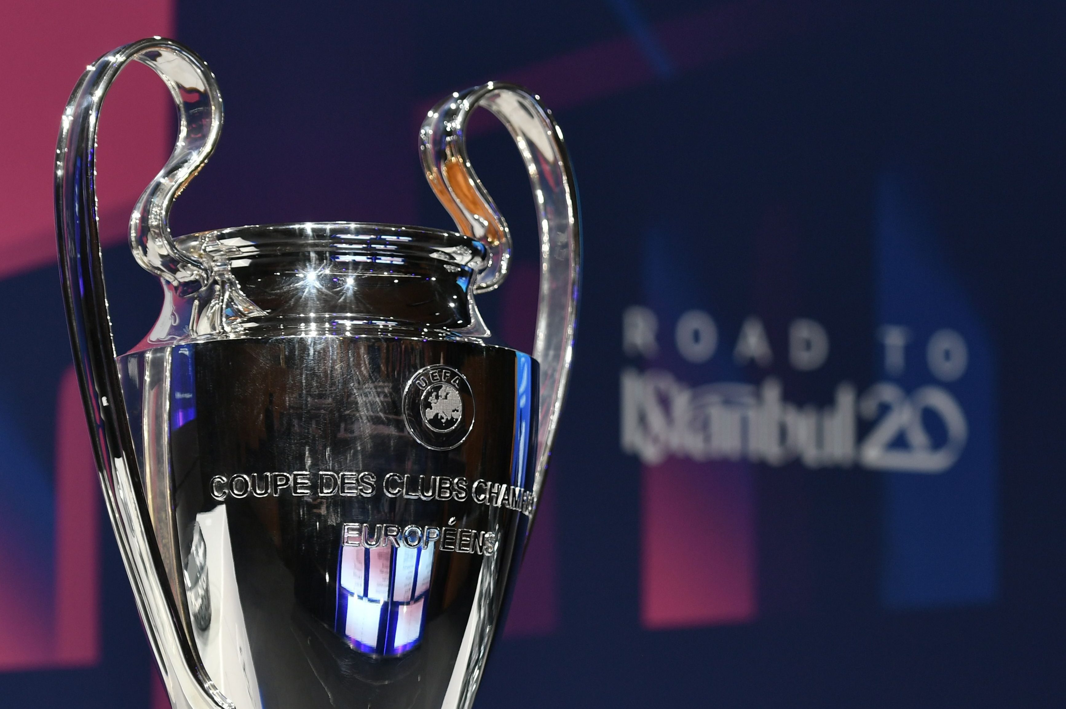 La Uefa ha deciso: Champions e Europa League da giocare in due